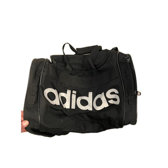Adidas Defender Medium 20"x12"x10" Black White Duffel Bag - Picture 1 of 6